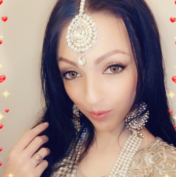 Meet your Posher, Azrah - Picture 6 of 7